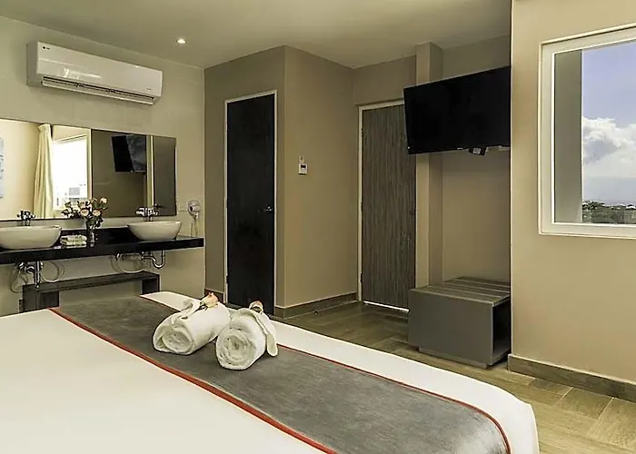 Attraction Deluxe By Bfh Hotel